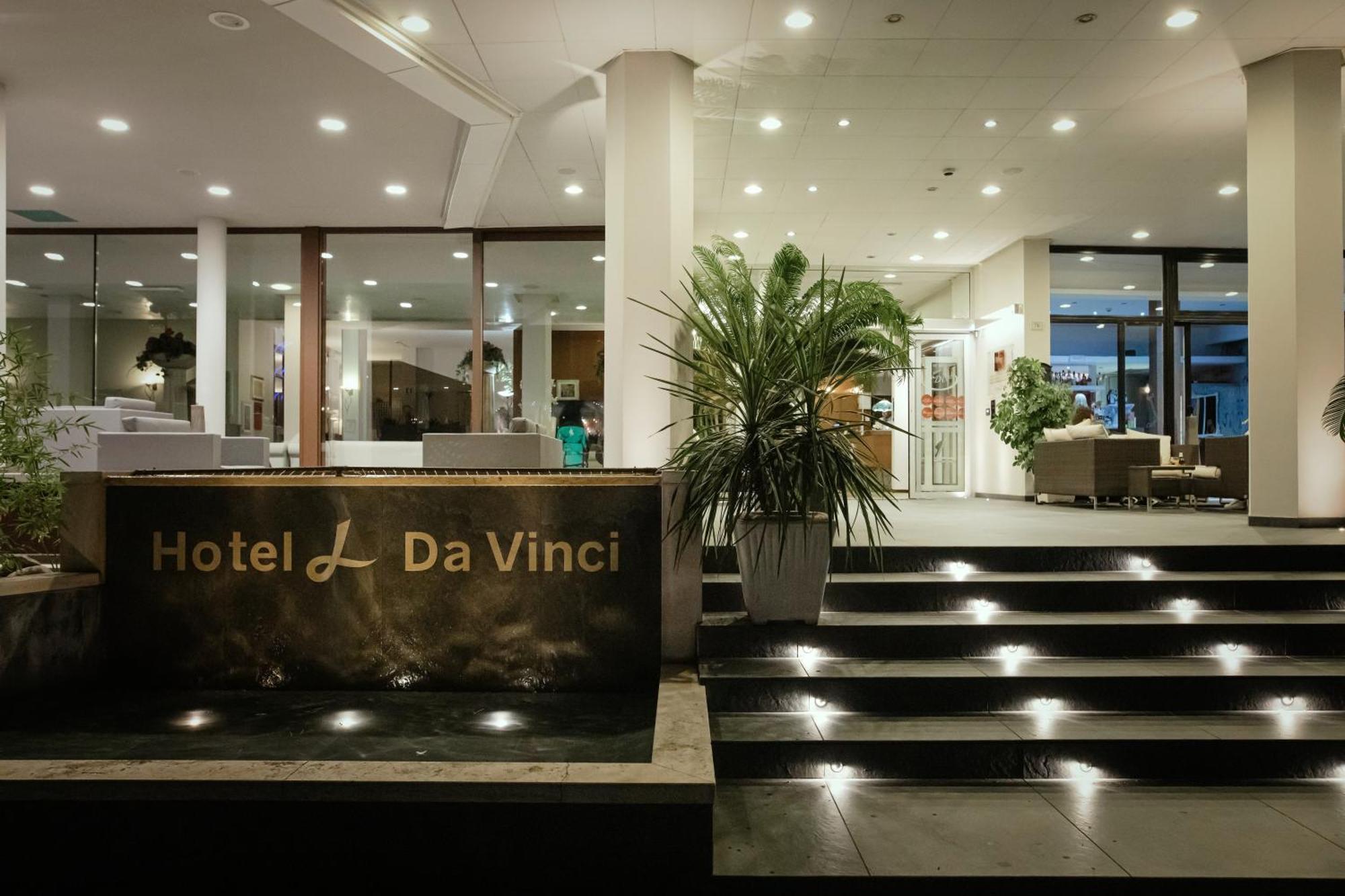 Hotel Leonardo Da Vinci Wellness Spa Bibione Exteriör bild
