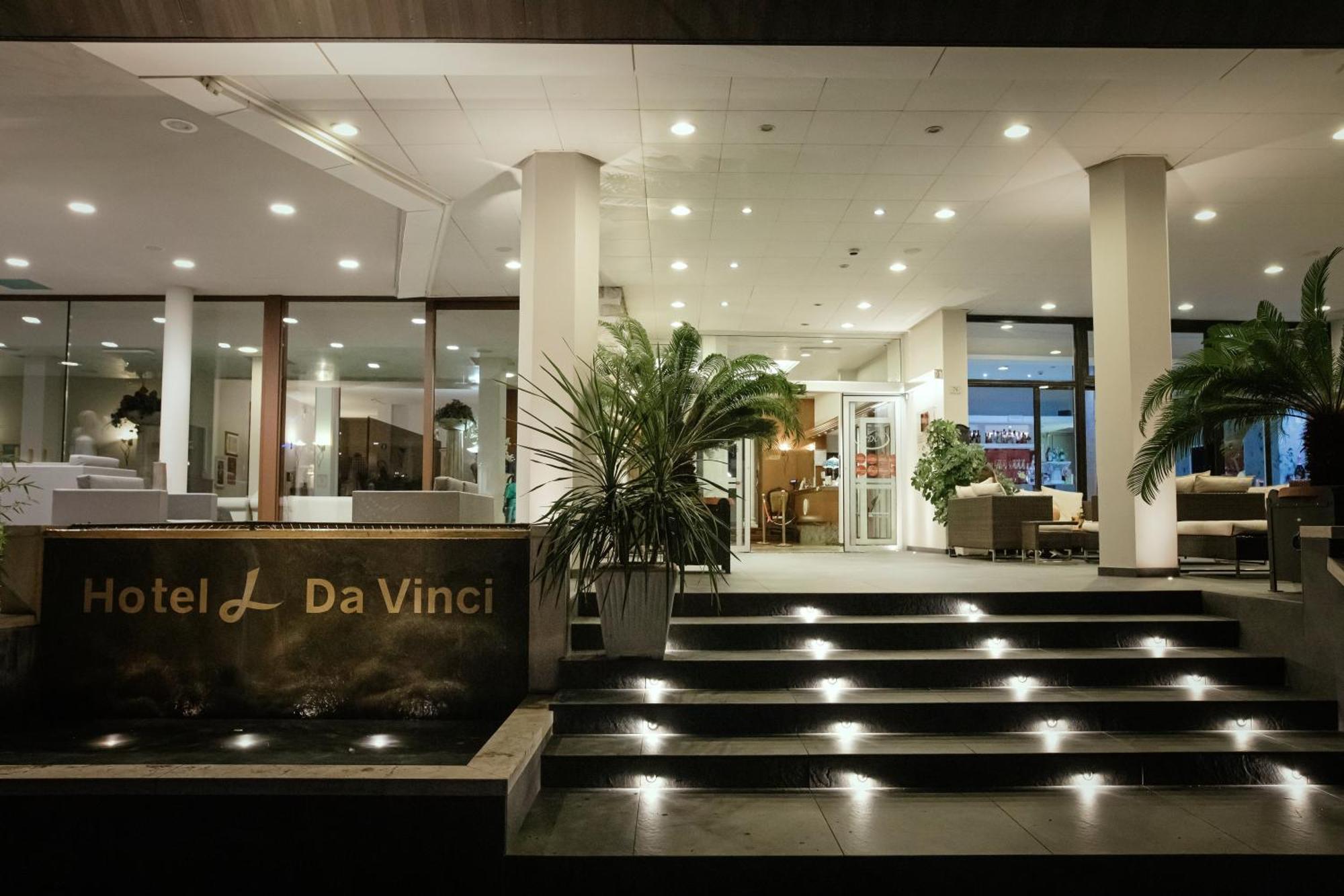 Hotel Leonardo Da Vinci Wellness Spa Bibione Exteriör bild