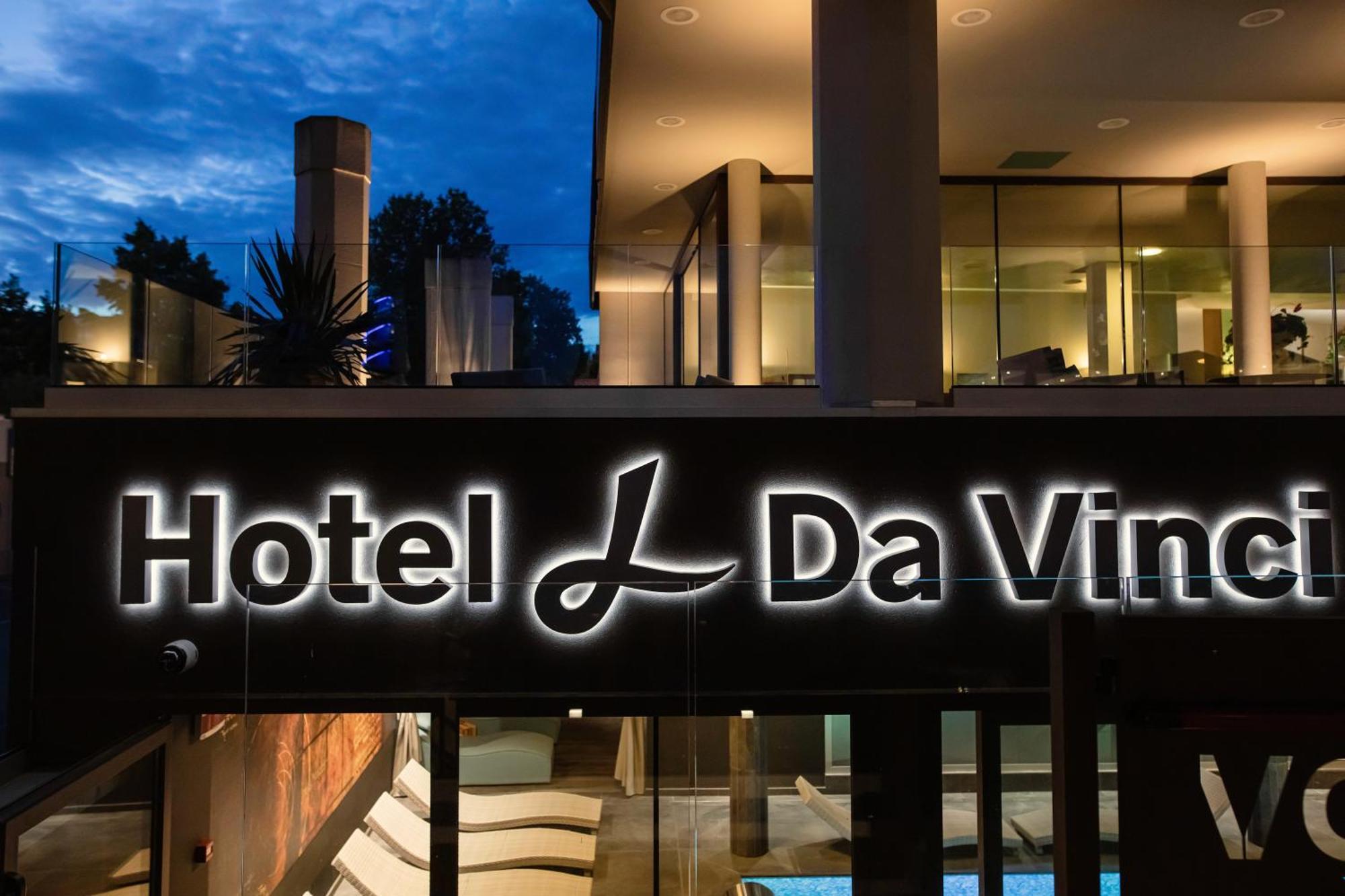 Hotel Leonardo Da Vinci Wellness Spa Bibione Exteriör bild