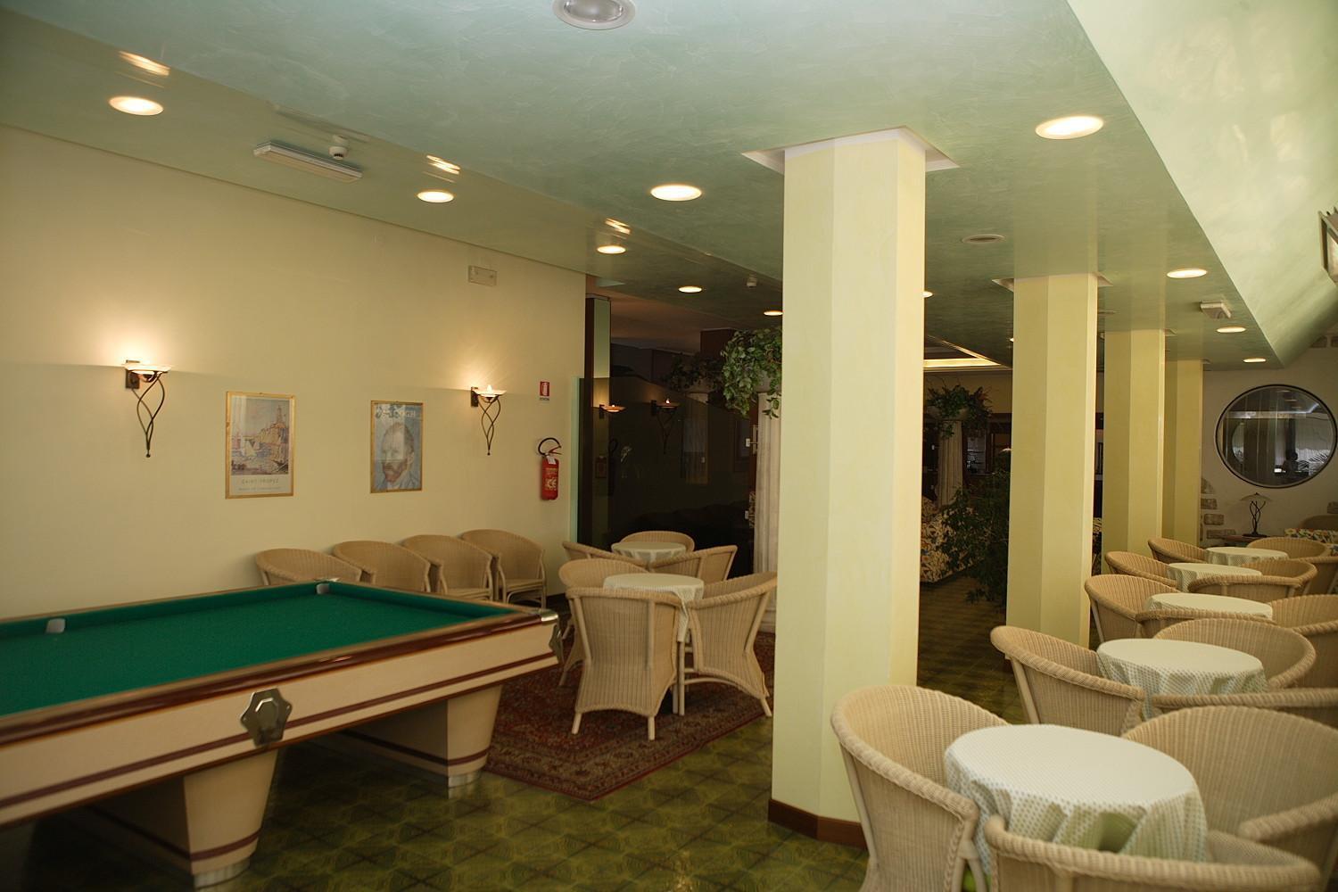 Hotel Leonardo Da Vinci Wellness Spa Bibione Exteriör bild